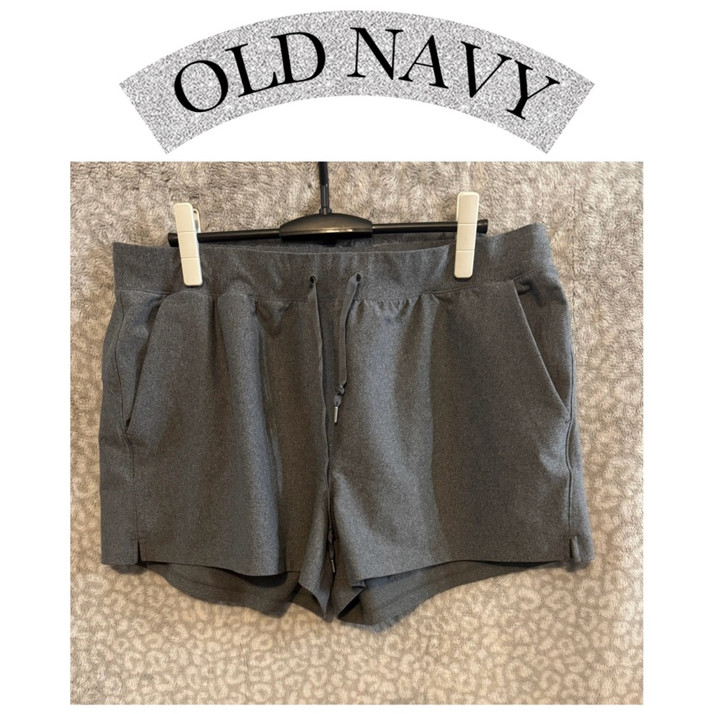OLD NAVY Powersoft Shorts XLP